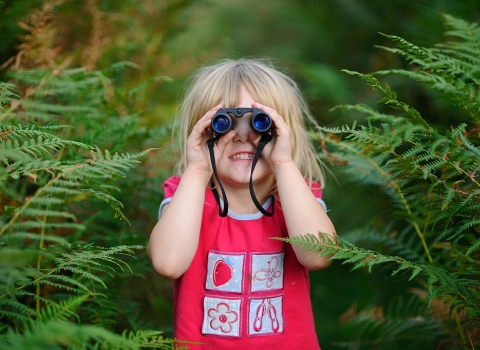 Kids birdwatching